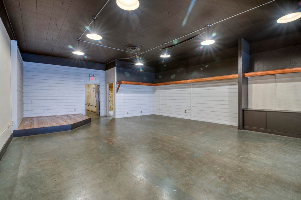 Photo #13: 505 State Street