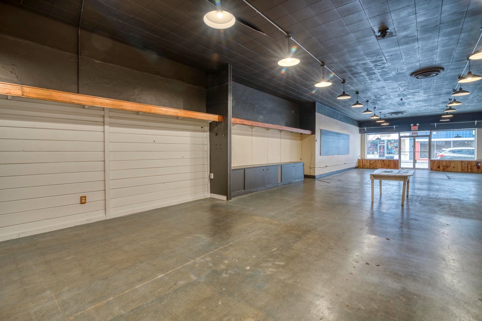 Photo #14: 505 State Street