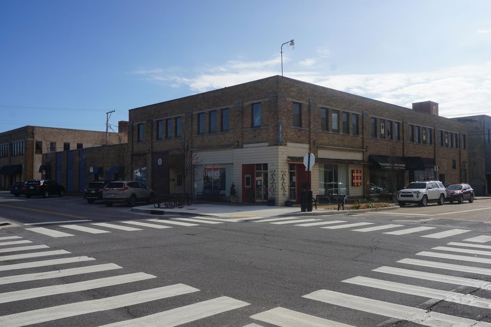 Photo #9: 201-217 New Street