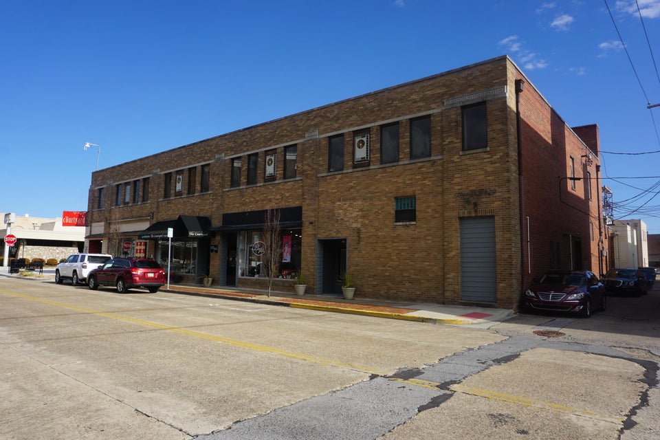 Photo #12: 201-217 New Street