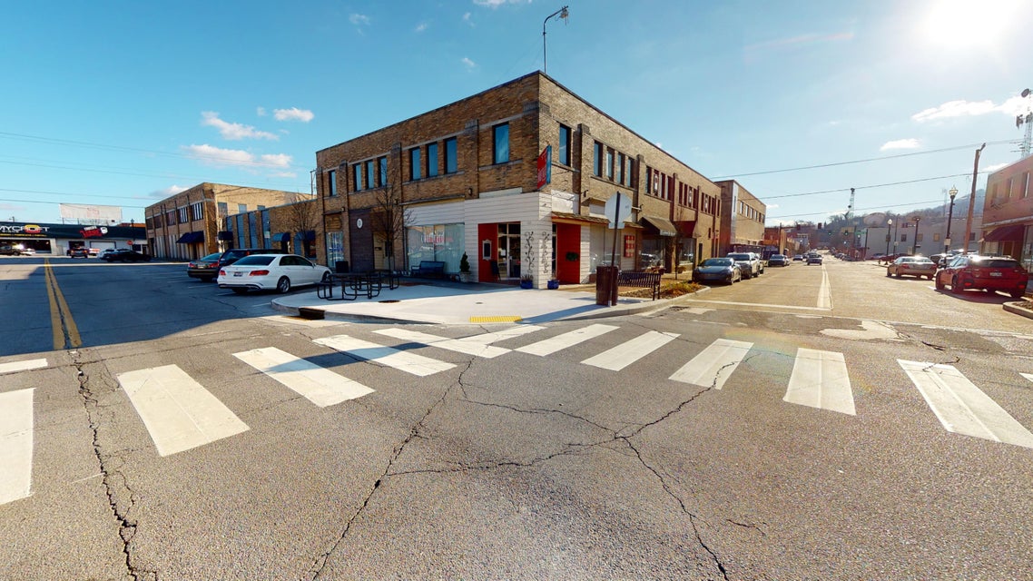 Photo #35: 201-217 New Street