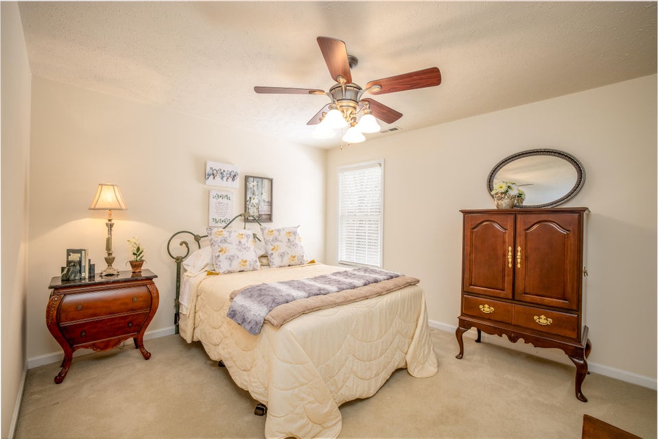 Photo #29: 342 Pinehurst Court