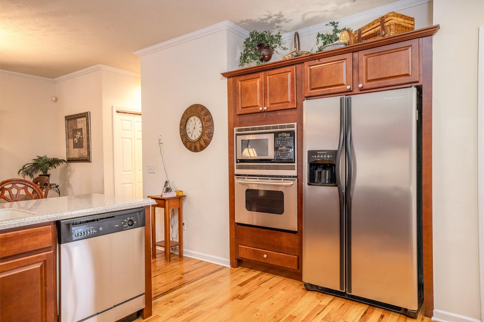 Photo #11: 342 Pinehurst Court
