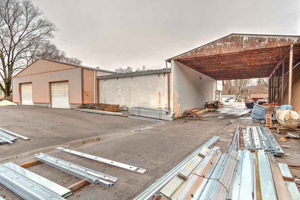 Photo #6: 1432 Broad Street