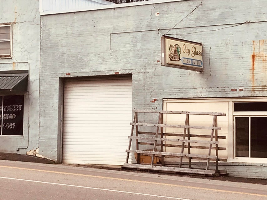 Photo #8: 508 Summer Street