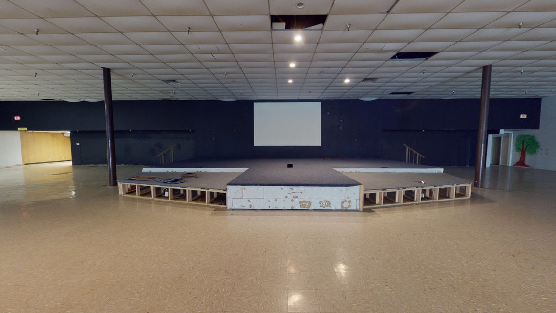 Photo #4: 4540 University Boulevard