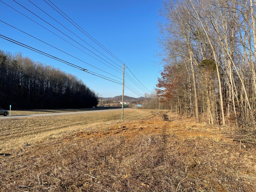Photo #7: 400 Hamilton Hill Road
