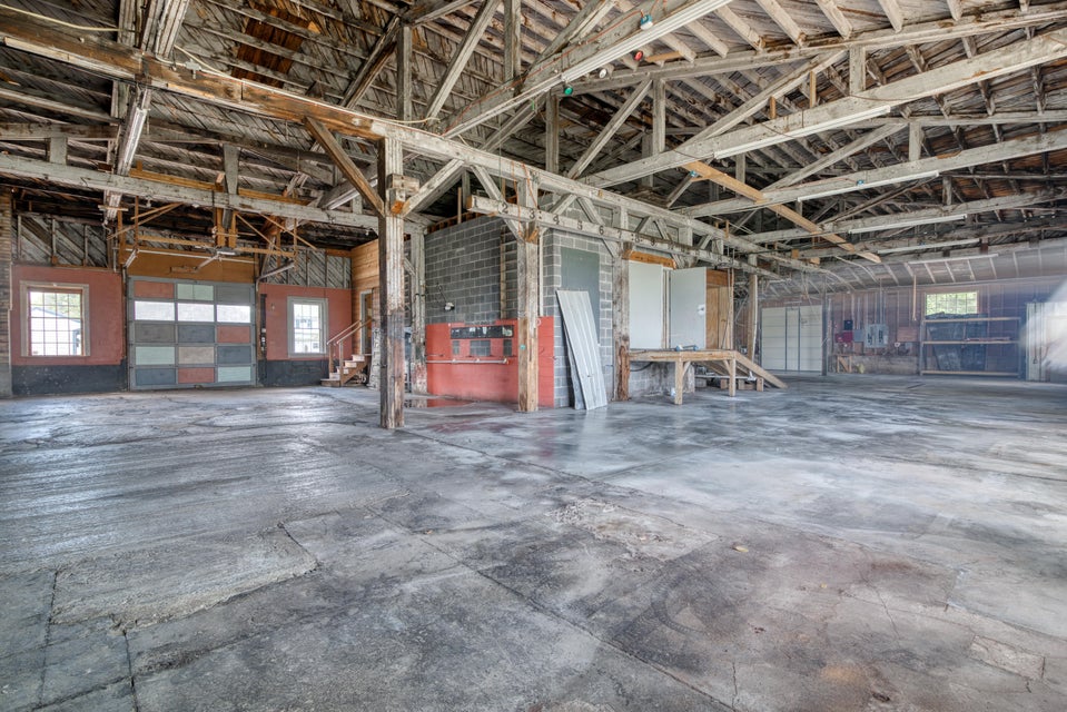 Photo #31: 350 Park Street