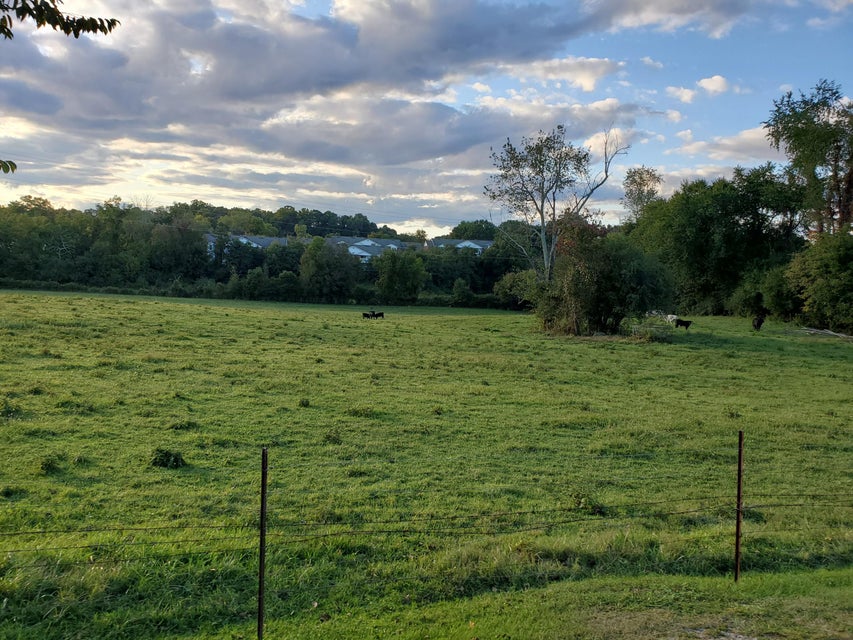 Photo #15: - Brookdale Drive