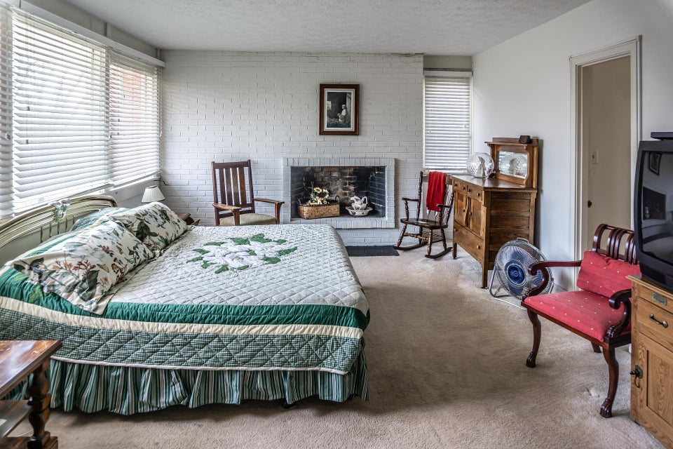 Photo #38: 900 Tusculum Boulevard