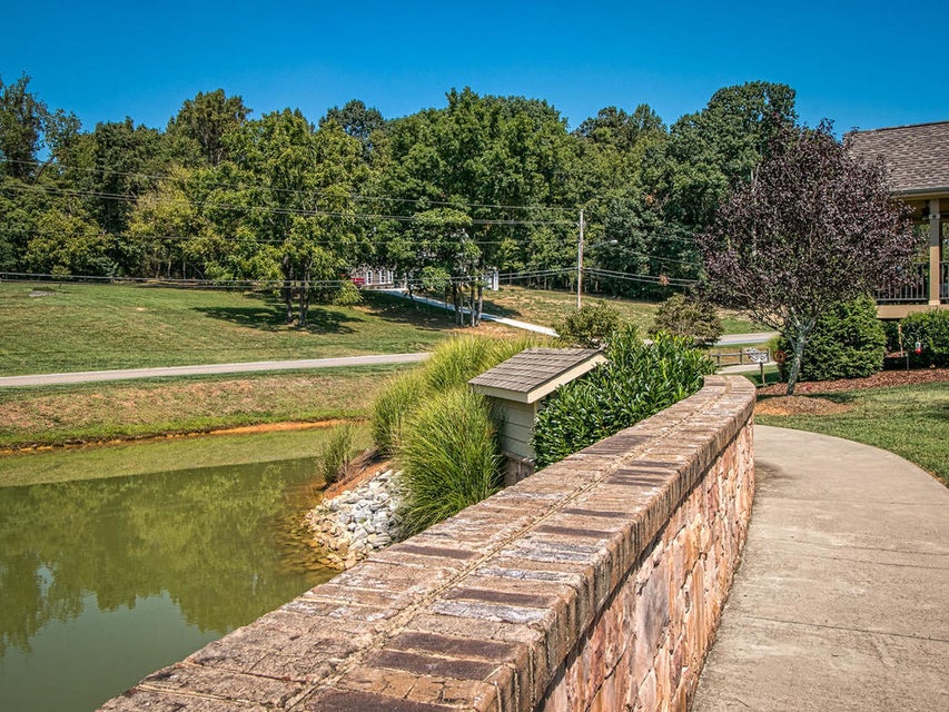 Photo #30: 1321 Knightsbridge Circle