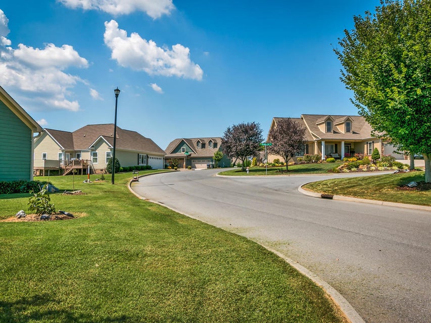 Photo #25: 1616 Mapleridge Court