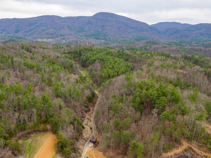 Photo #11: 410 Seay Hollow Road