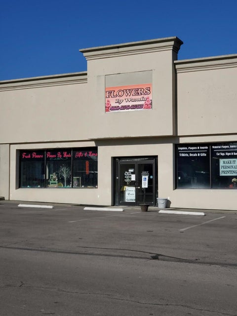 Photo #2: 320 Armstrong Road