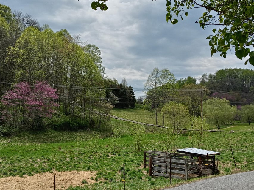 Photo #5: 309 Sells Road