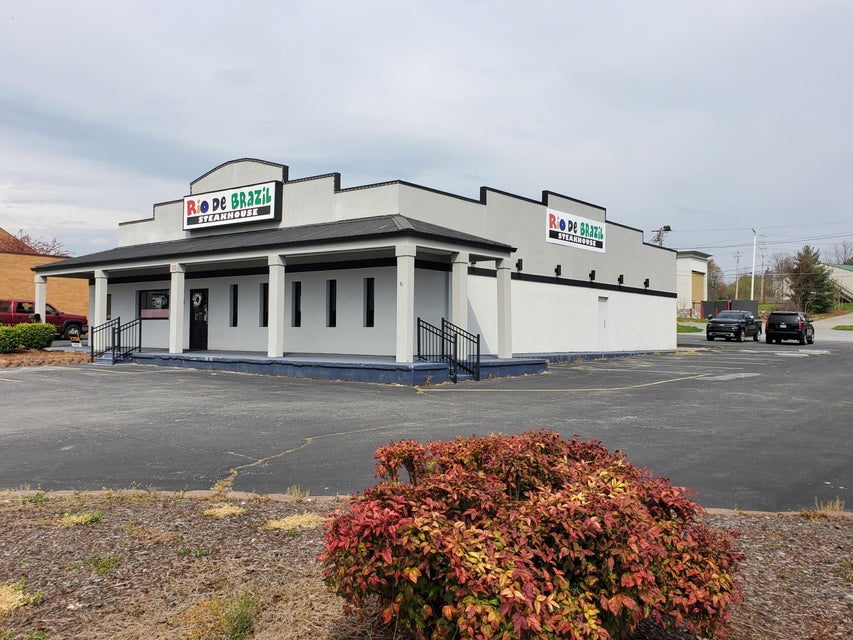 Photo #3: 1800 Market Street