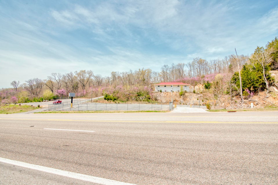 Photo #45: 3460 Highway 75