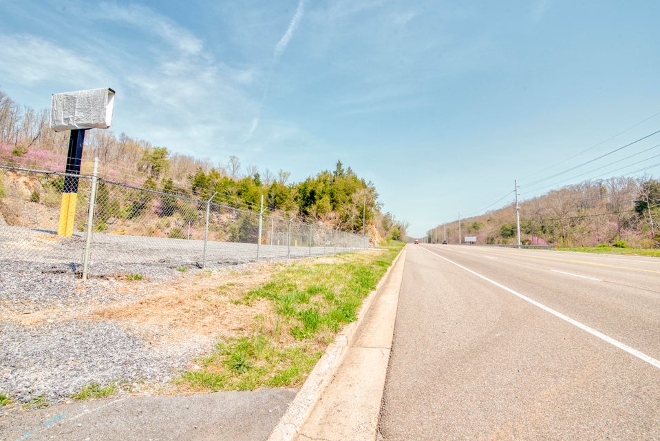 Photo #50: 3460 Highway 75