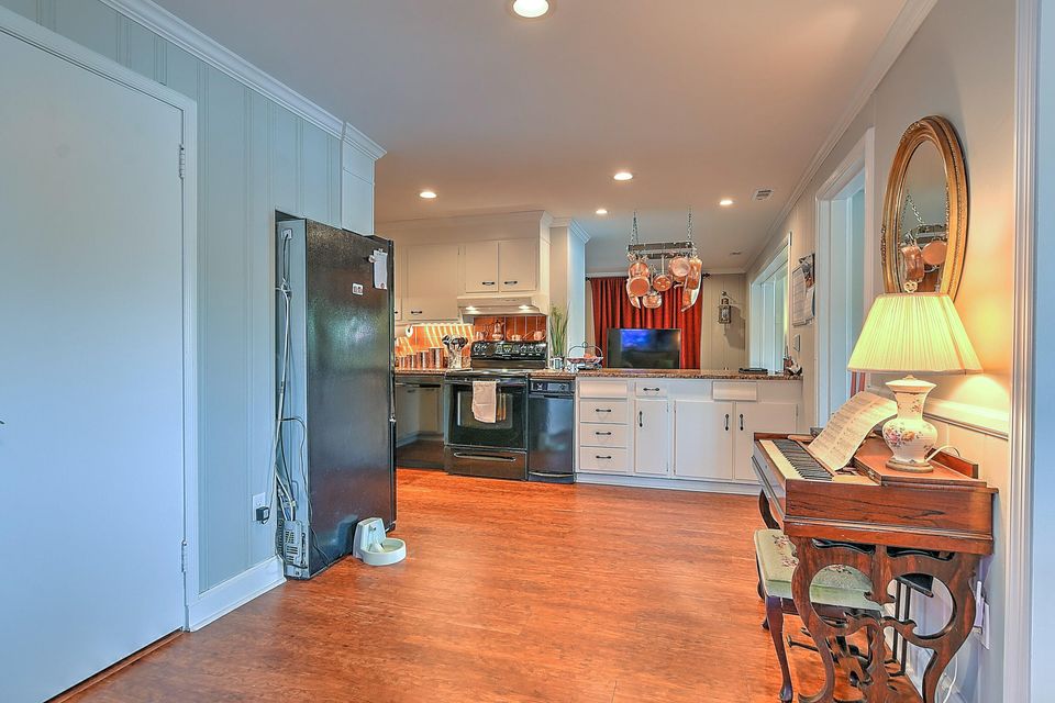 Photo #27: 3733 Hemlock Park Drive
