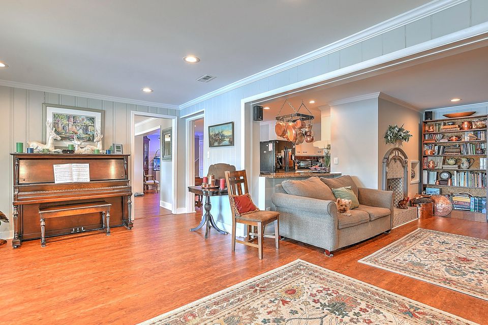 Photo #34: 3733 Hemlock Park Drive