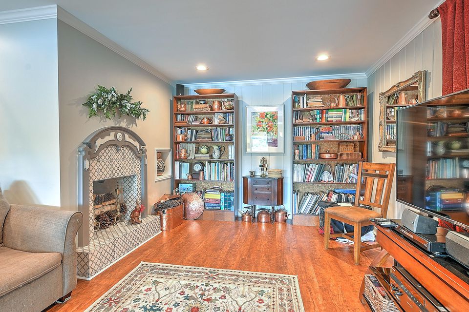 Photo #36: 3733 Hemlock Park Drive