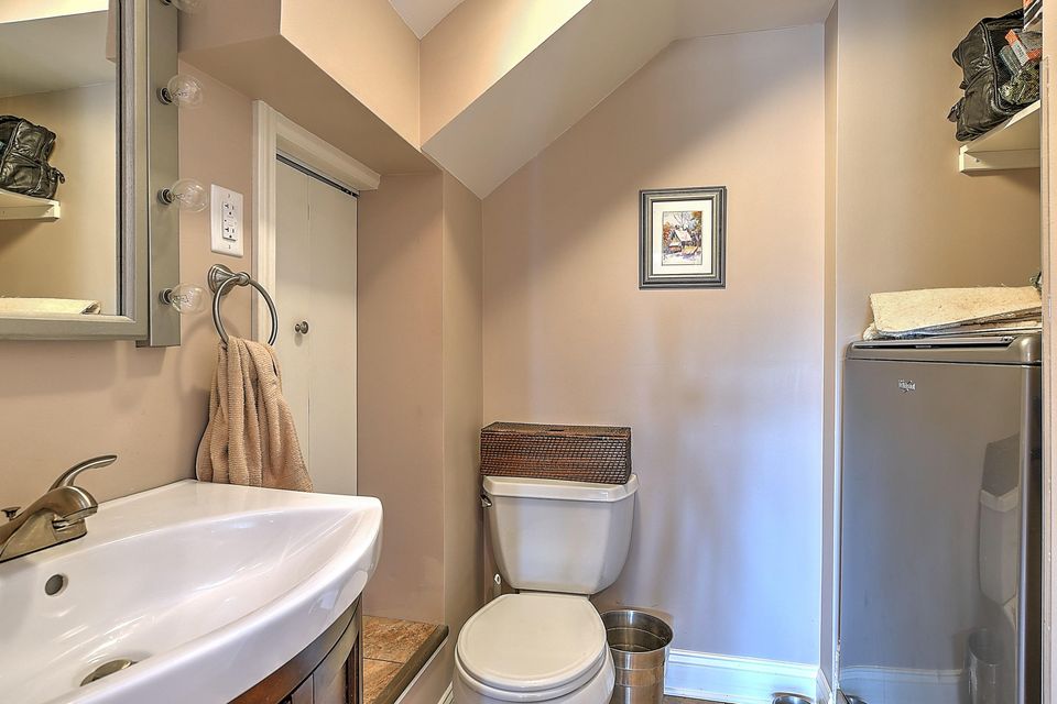 Photo #43: 3733 Hemlock Park Drive