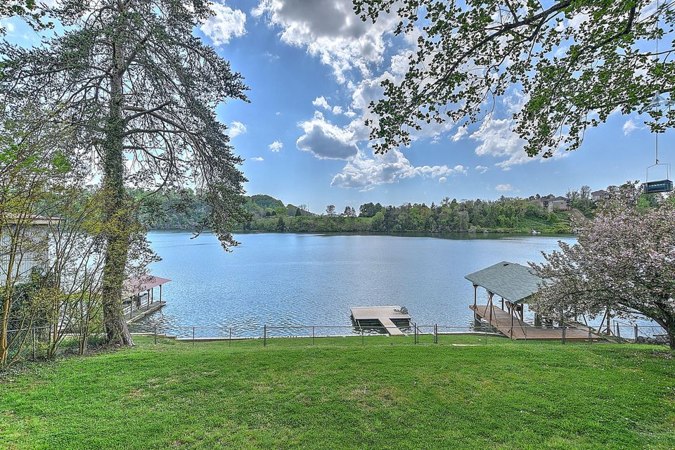 Photo #49: 3733 Hemlock Park Drive