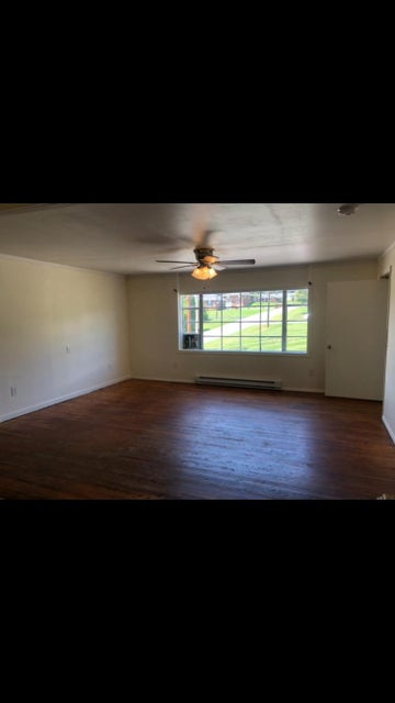 Photo #11: 3011 Bloomingdale Road
