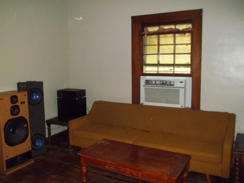 Photo #5: 506 West Main Blvd