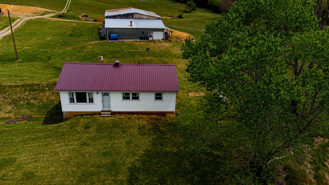 Photo #7: 1008 Old Cemetery Road