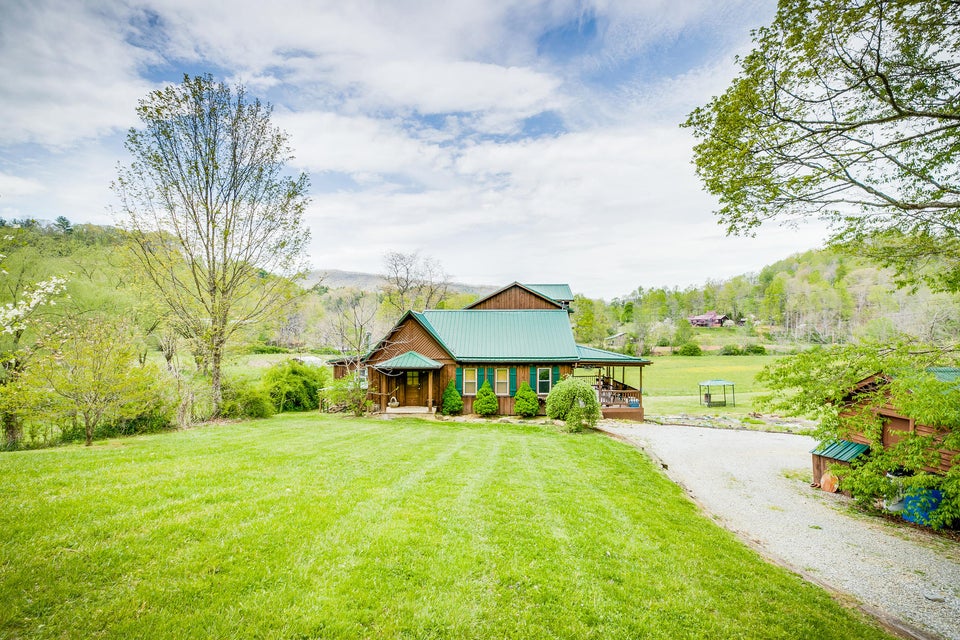 Photo #2: 136 Beecher Holtsclaw Road