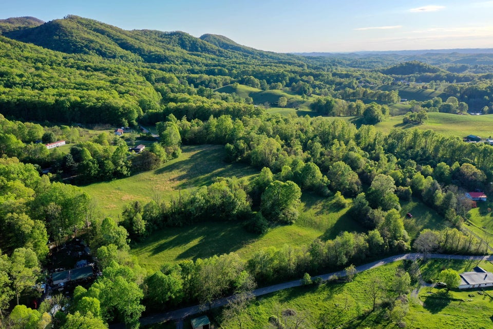 Photo #2: Tbd Sweet Hollow Road