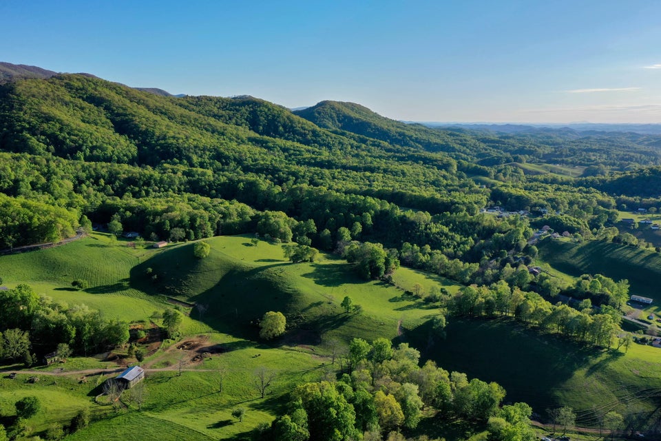 Photo #1: Tbd Sweet Hollow Road
