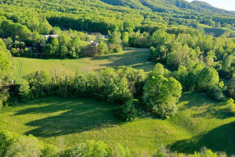Photo #20: Tbd Sweet Hollow Road
