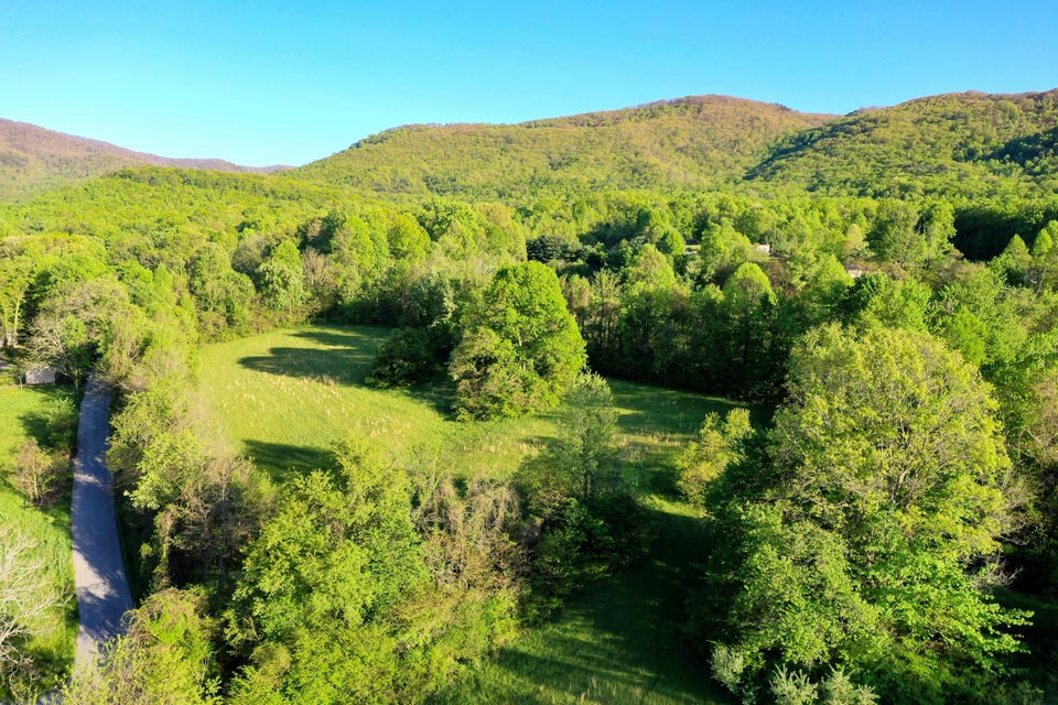 Photo #21: Tbd Sweet Hollow Road