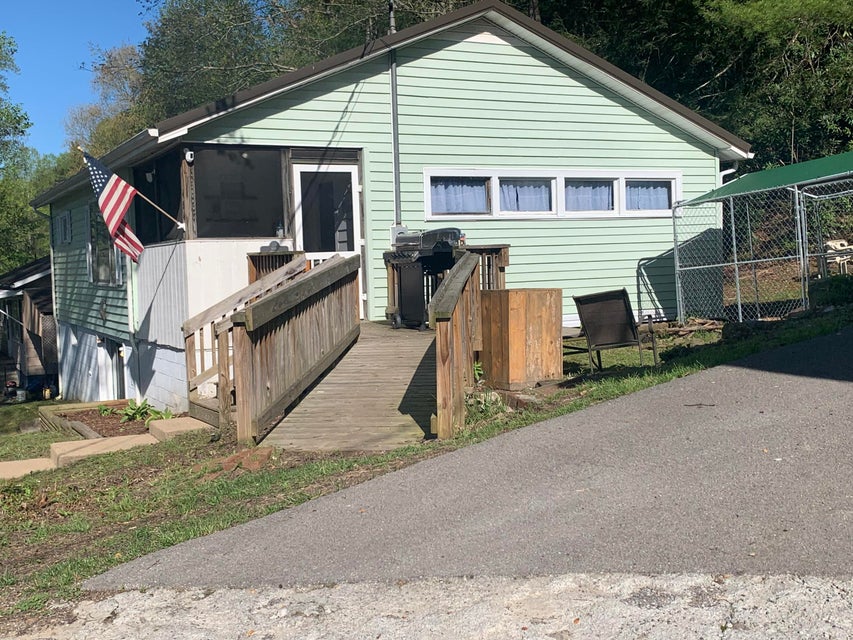 Photo #5: 404 Woodland Terrace