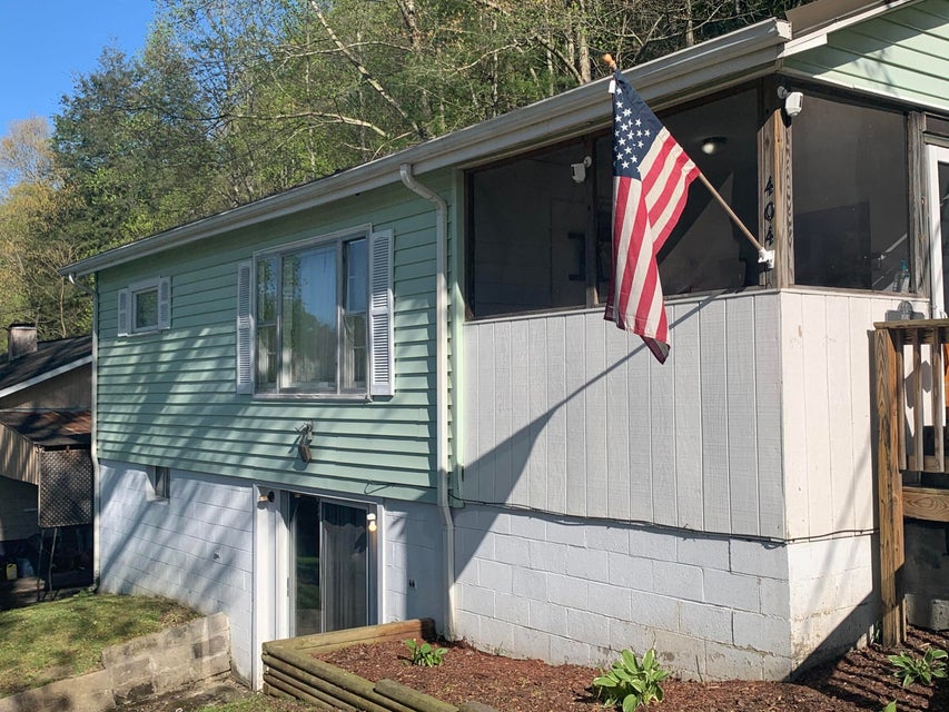 Photo #8: 404 Woodland Terrace