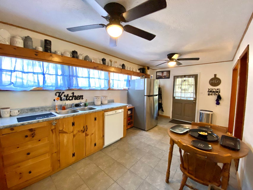 Photo #15: 404 Woodland Terrace