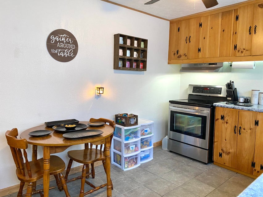 Photo #18: 404 Woodland Terrace