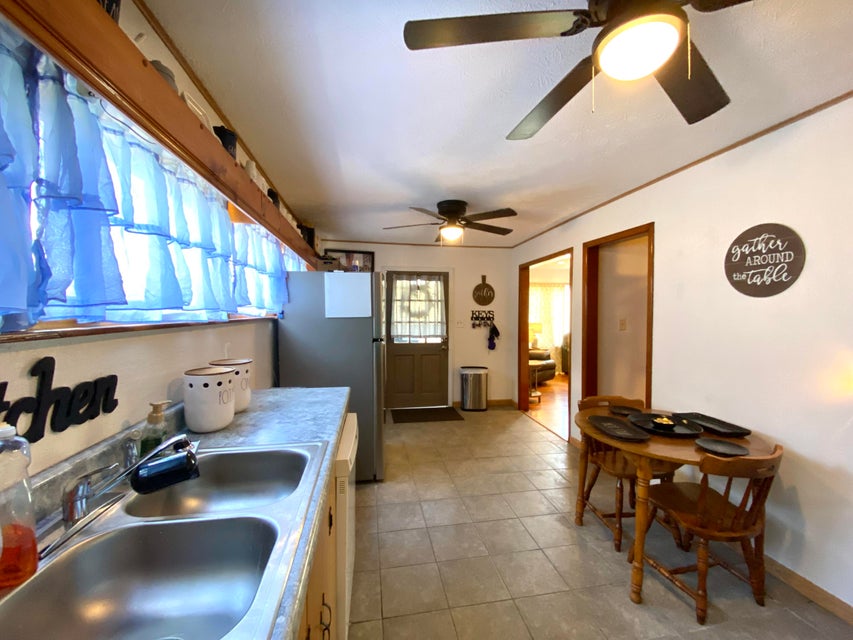 Photo #20: 404 Woodland Terrace