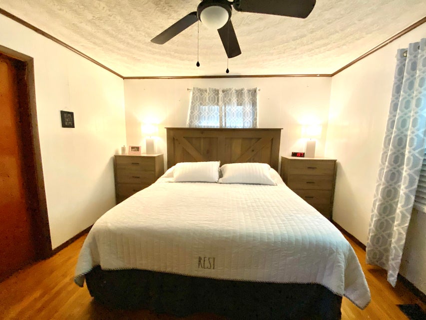 Photo #30: 404 Woodland Terrace