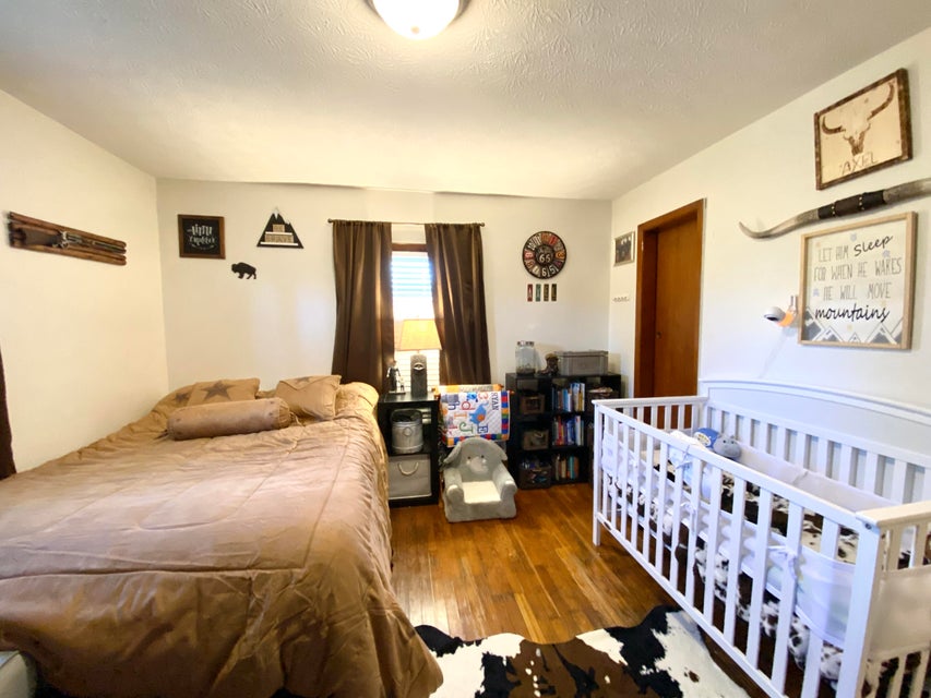 Photo #37: 404 Woodland Terrace