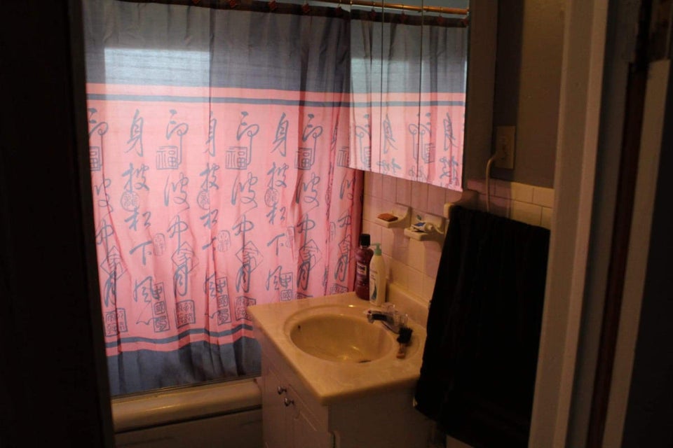 Photo #19: 203 Glade St Street