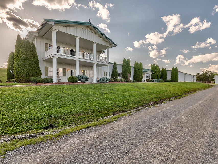 Photo #3: 3102 West Allens Bridge Road