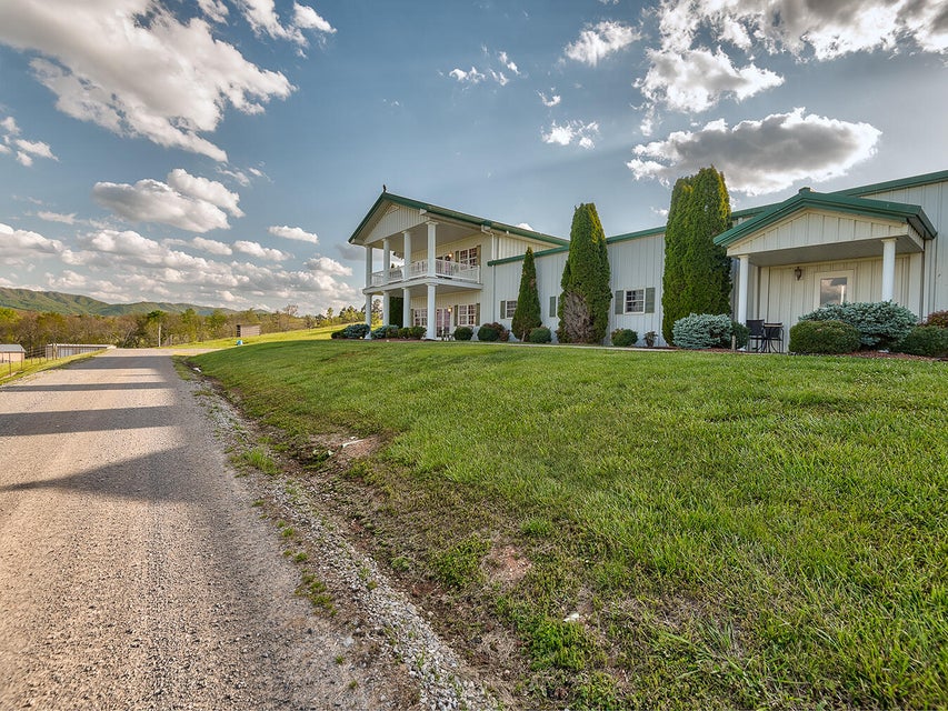 Photo #4: 3102 West Allens Bridge Road