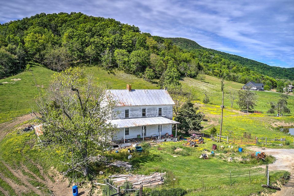 Photo #21: 785 Fodderstack Mtn Loop