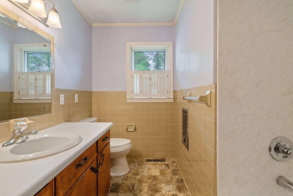 Photo #18: 200 Pinecrest Drive