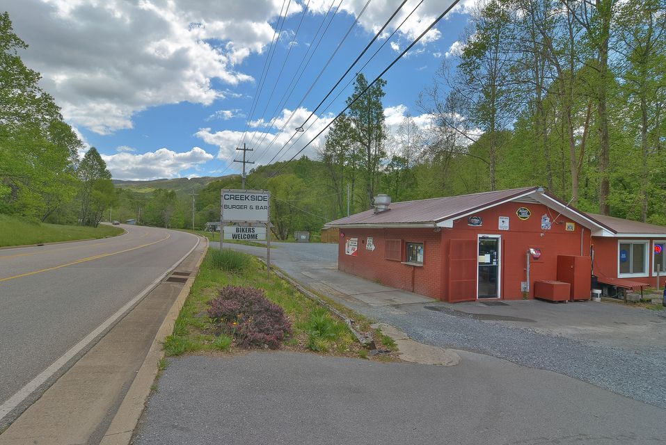 Photo #1: 1976 Hwy 91 Highway