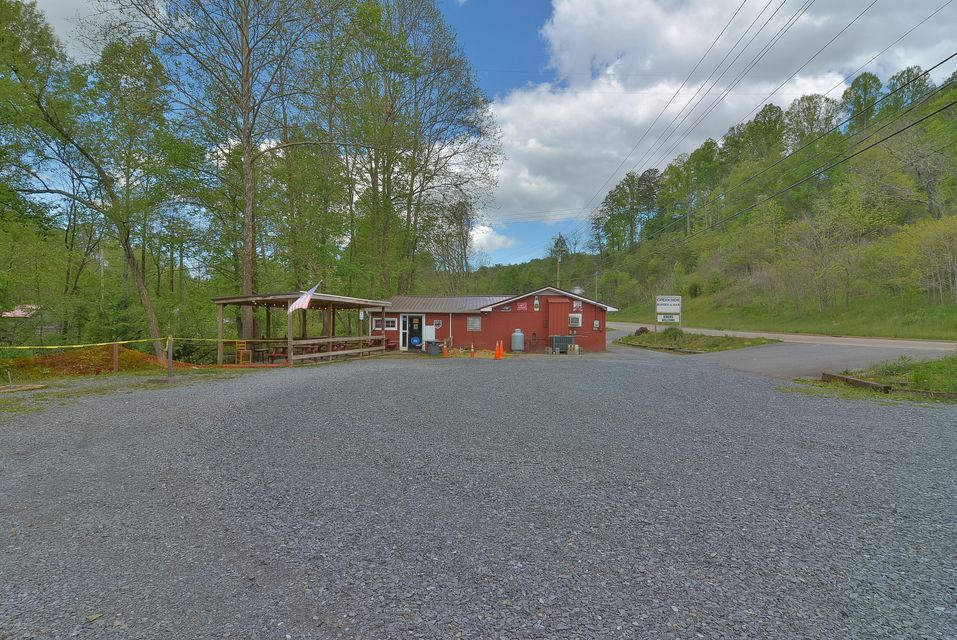Photo #3: 1976 Hwy 91 Highway