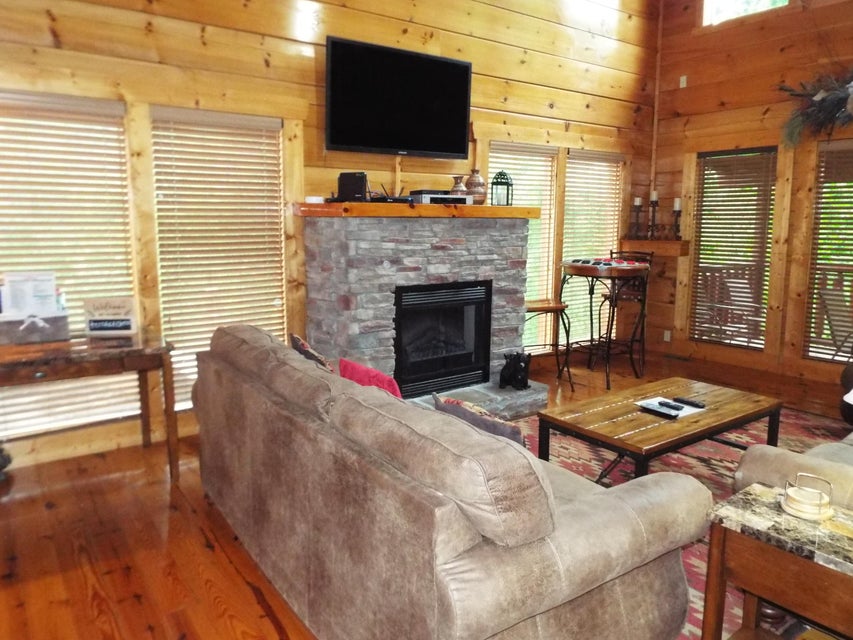 Photo #5: 1124 Towering Oaks Drive